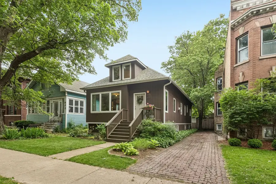 819 S Lombard Avenue, Oak Park, IL 60304 - #2