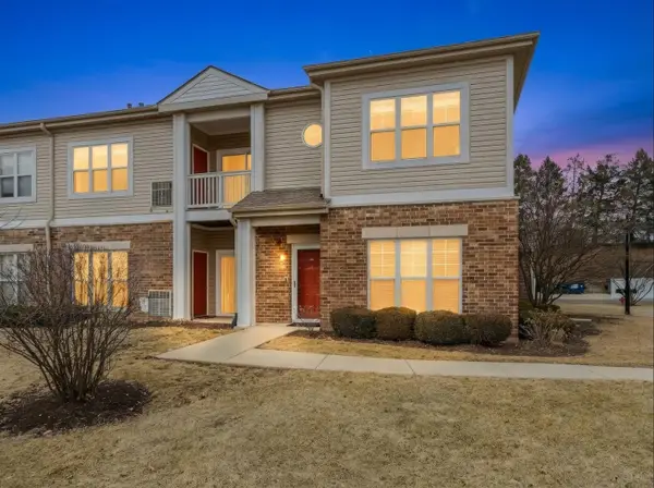 530 Pineridge Drive N #530, Oswego, IL 60543