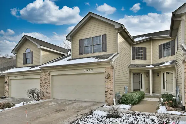 27W225 Ash Court, Winfield, IL 60190