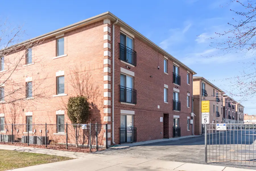 3447 Ridgeland Avenue #203, Berwyn, IL 60402 - #2