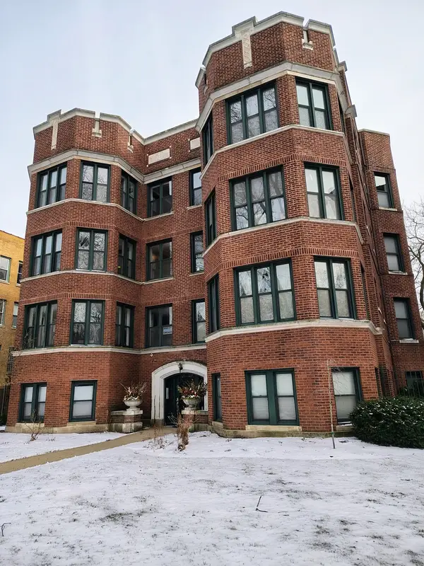 Address Withheld By Seller, Chicago, IL 60626