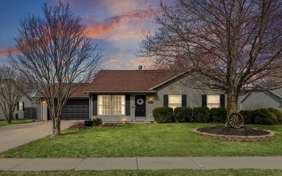 1710 Magnolia Drive, Saint Joseph, IL 61873 - #2