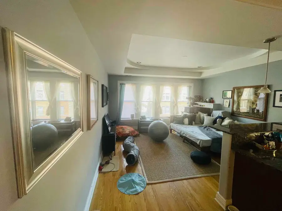 6711 N Lakewood Avenue #2N, Chicago, IL 60626 - #3