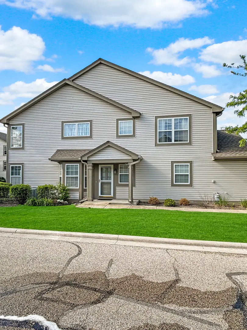 817 Blue Spruce Court, Lindenhurst, IL 60046 - #1