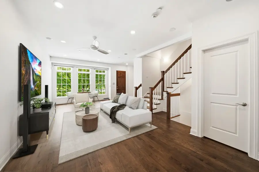 865 Laurel Avenue, Highland Park, IL 60035 - #3