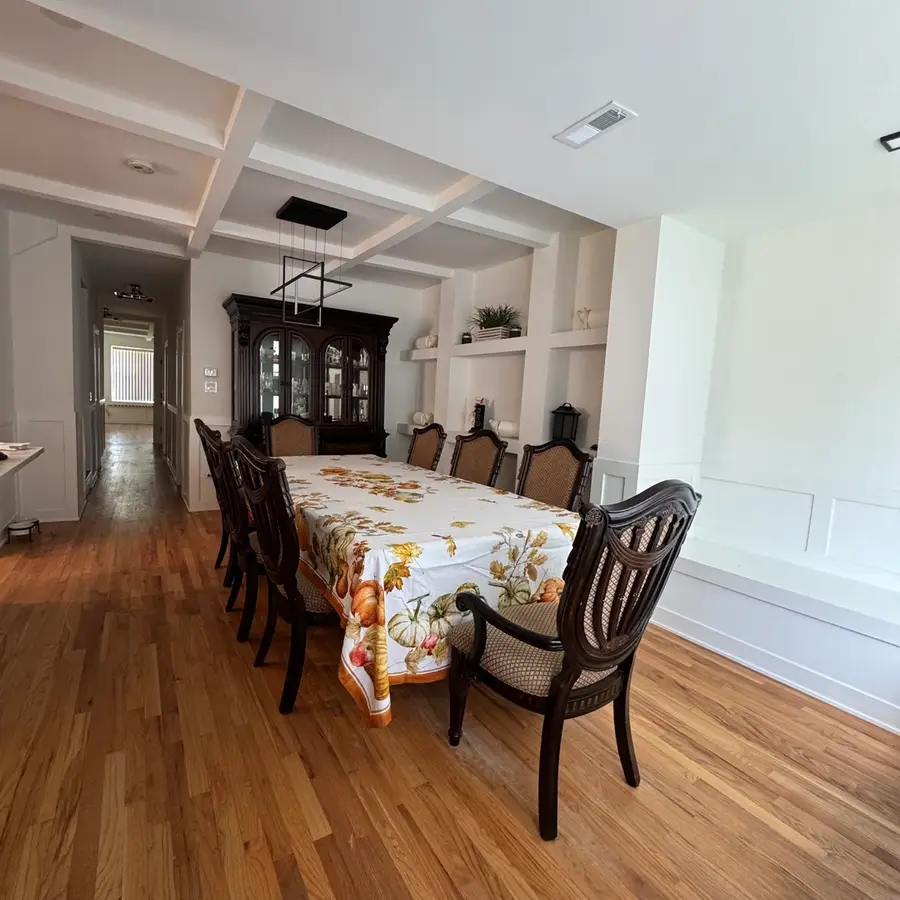 7804 S Paxton Avenue, Chicago, IL 60649 - #3