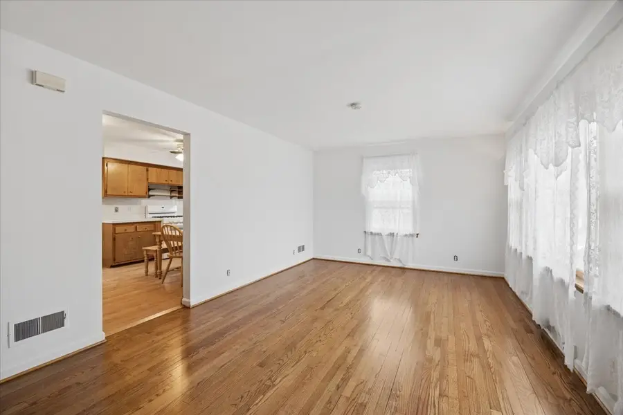 645 6th Avenue, La Grange, IL 60525 - #2