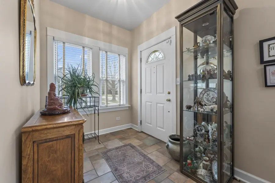 114 S Elm Street, Mount Prospect, IL 60056 - #3