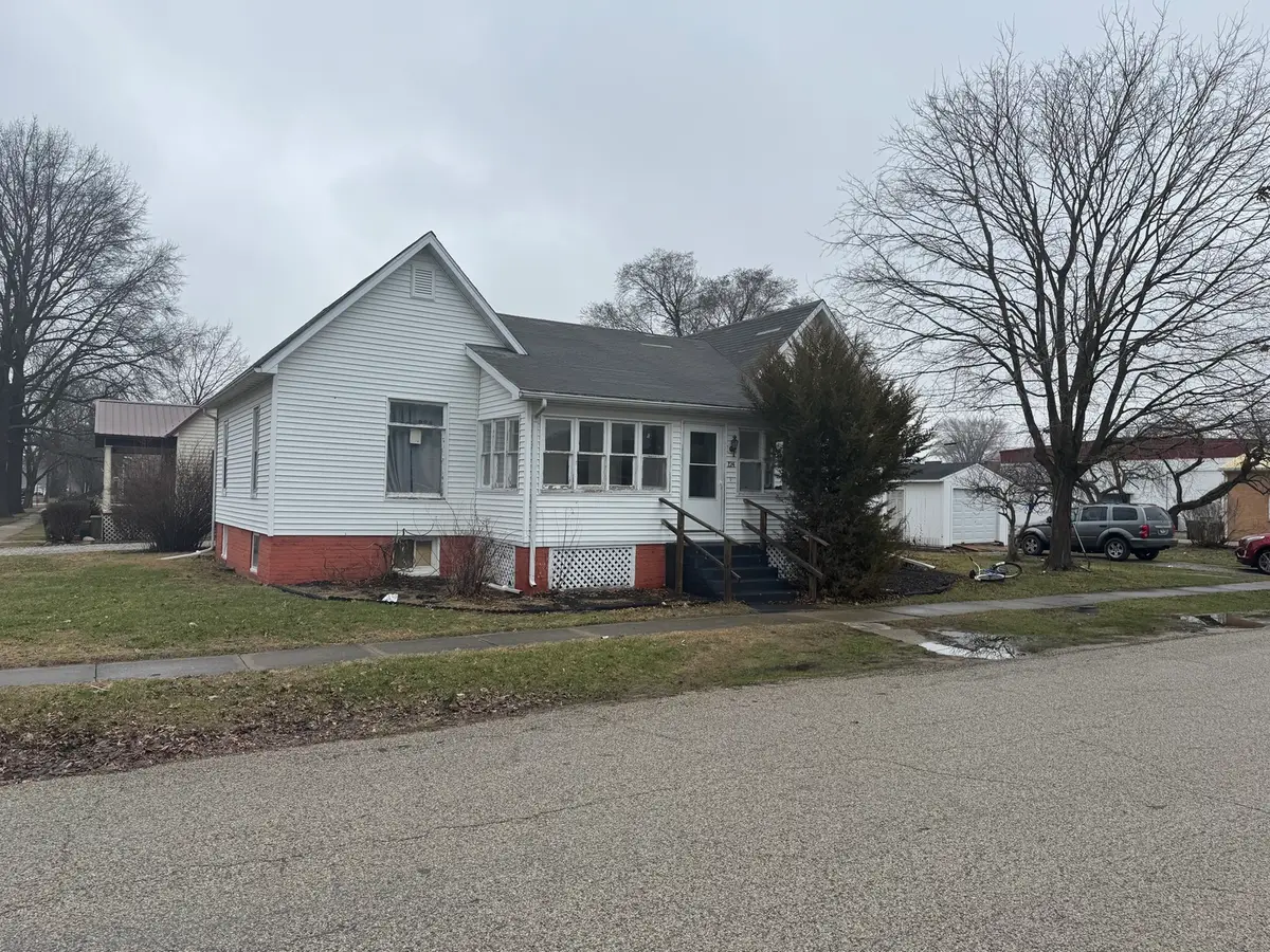 Address Withheld By Seller, Atwood, IL 61913 - #1