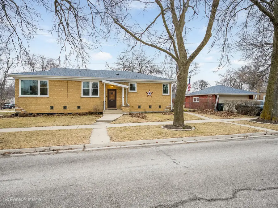 18547 Lexington Avenue, Homewood, IL 60430 - #2