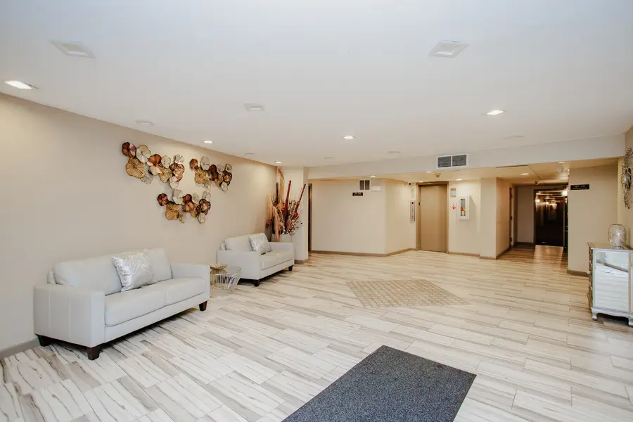 1525 Sander Court #108, Wheeling, IL 60090 - #2