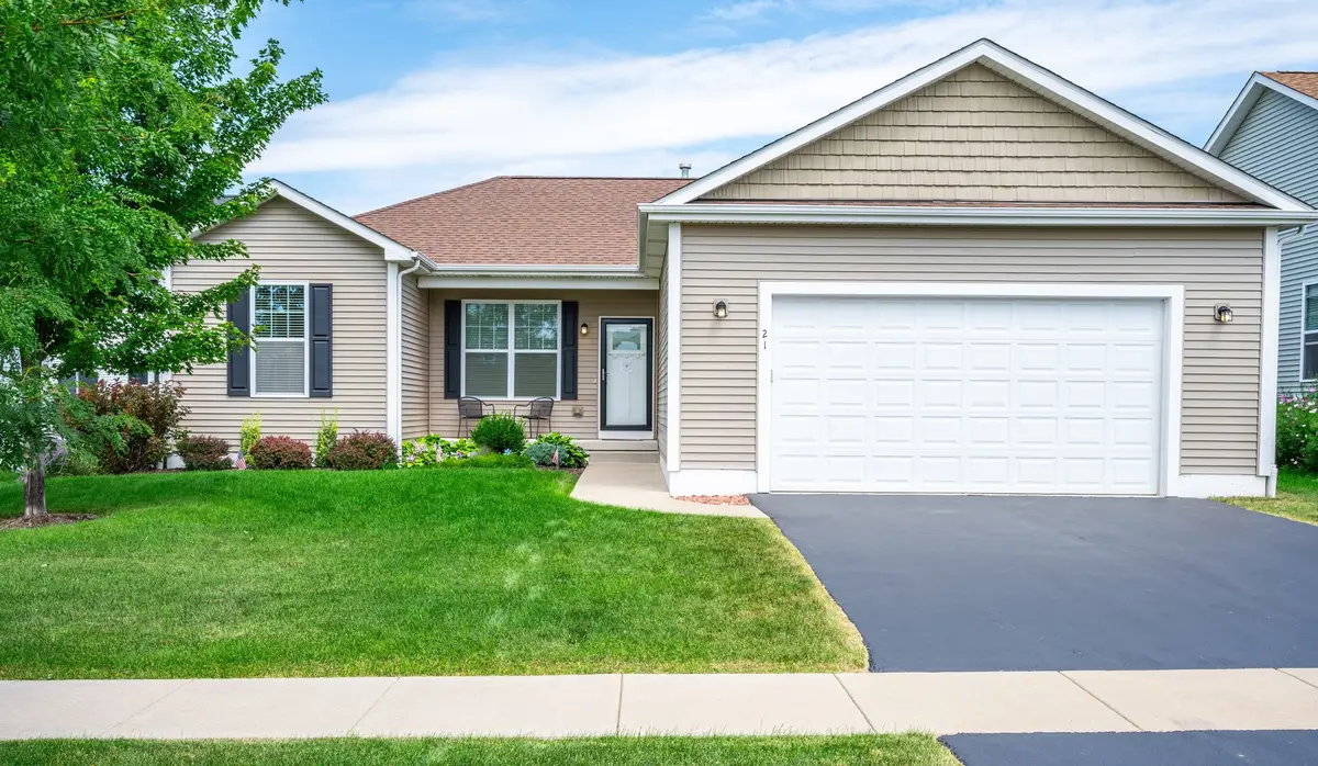 21 W Winterberry Avenue, Cortland, IL 60112 - #1