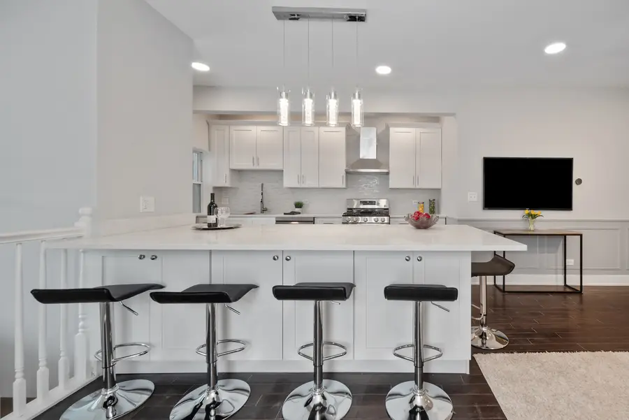 617 S Lombard Avenue, Oak Park, IL 60302 - #2