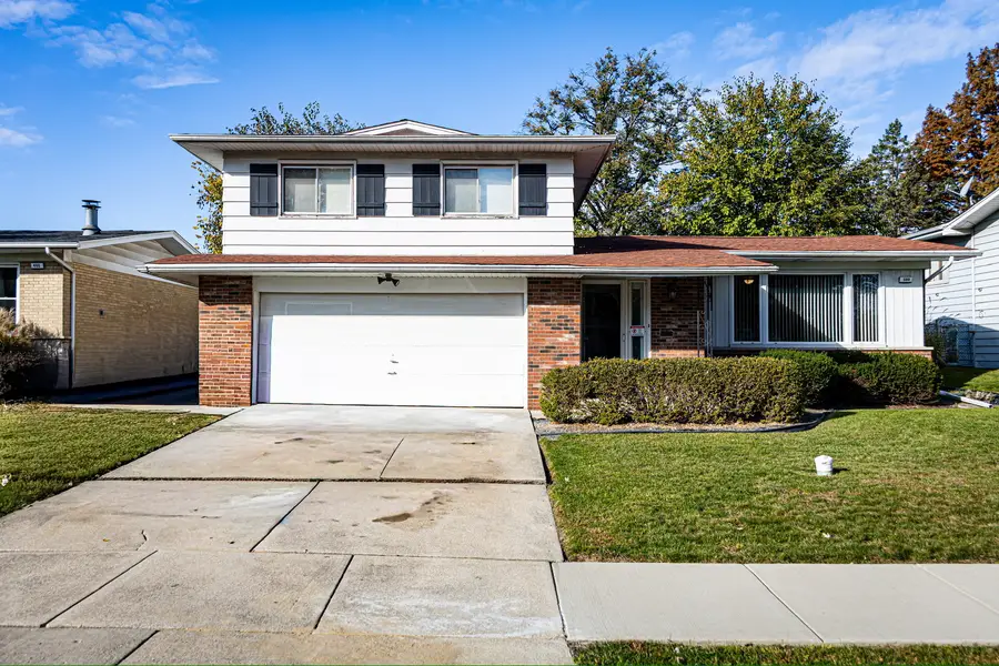 500 N Illinois Avenue, Glenwood, IL 60425 - #2