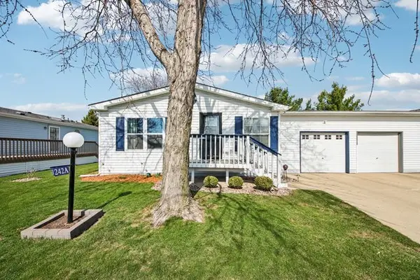 242 Meadowlark Lane #A, Sandwich, IL 60548