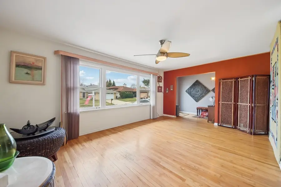 2176 N Westmoreland Drive, Palatine, IL 60074 - #2