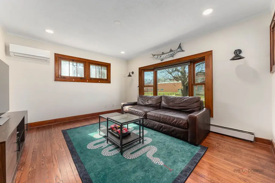 367 N Lake Street, Grayslake, IL 60030 - #2