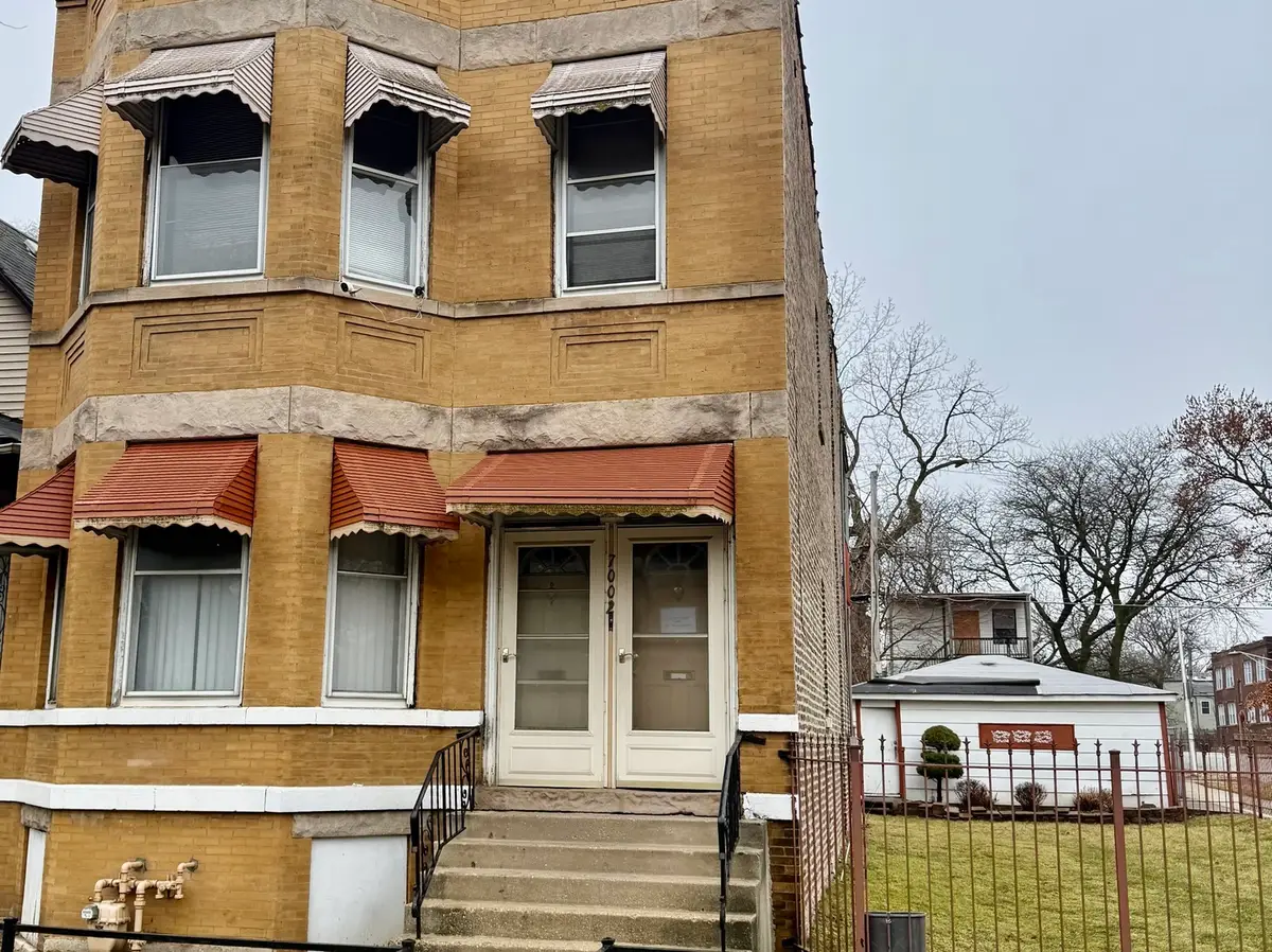 7002 S Throop Street S, Chicago, IL 60636 - #1