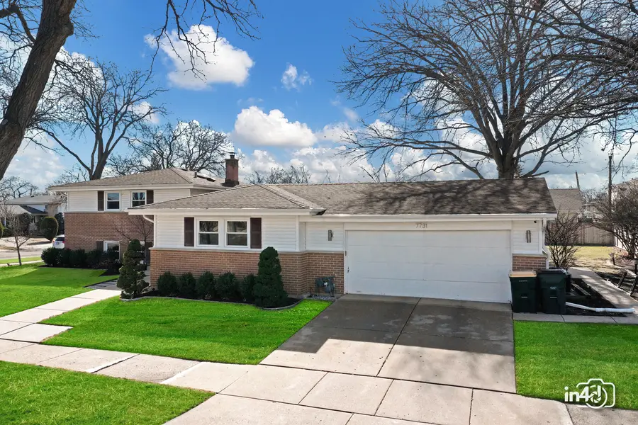 7731 Maple Street, Morton Grove, IL 60053 - #2