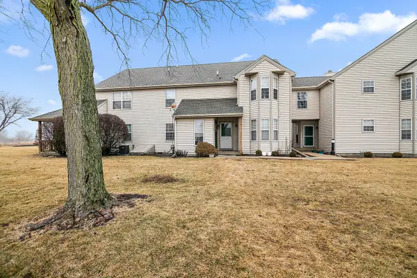 104 Chesterfield Court #1, Bourbonnais, IL 60914