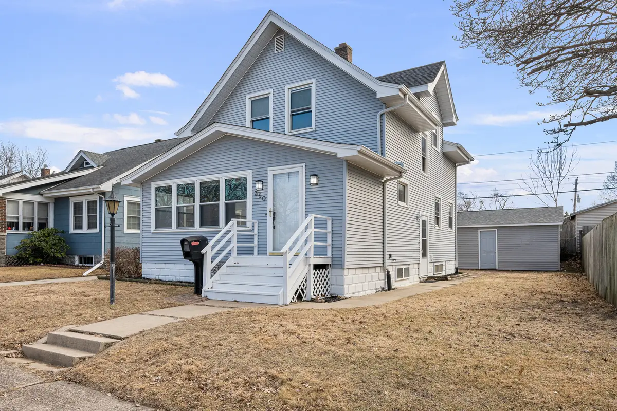 350 15th Avenue, Moline, IL 61265 - #1