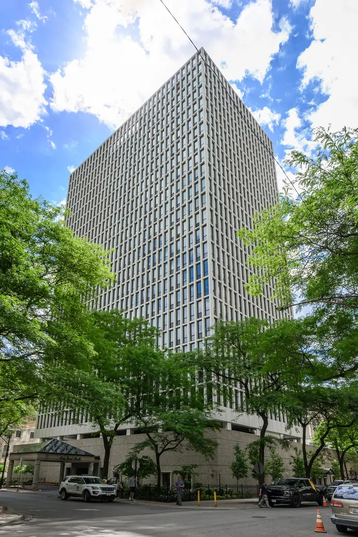 1 E Scott Street #1403, Chicago, IL 60610 - #1