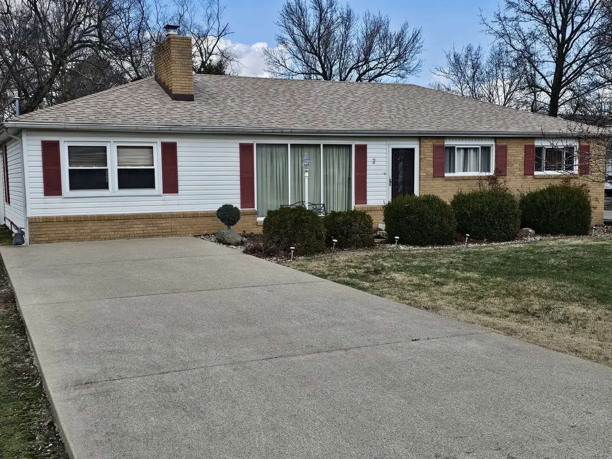 2 Linnview Drive, Mount Vernon, IL 62864 - #1