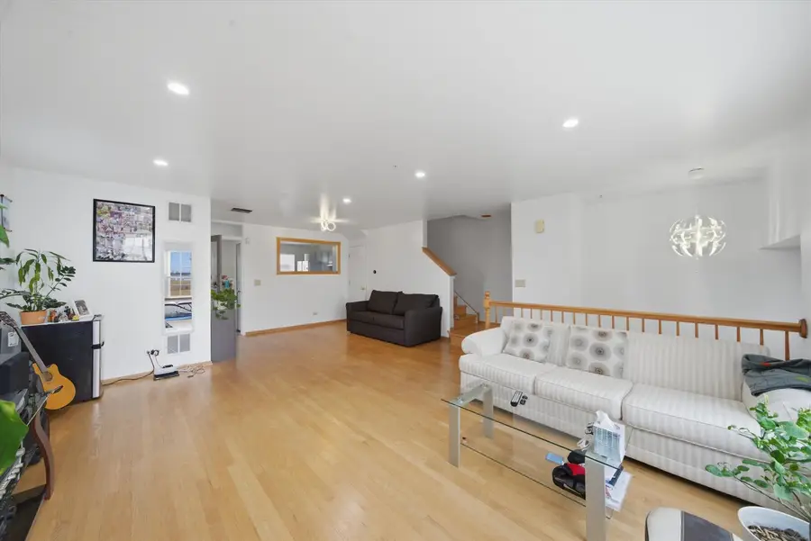 798 River Walk Drive, Wheeling, IL 60090 - #3