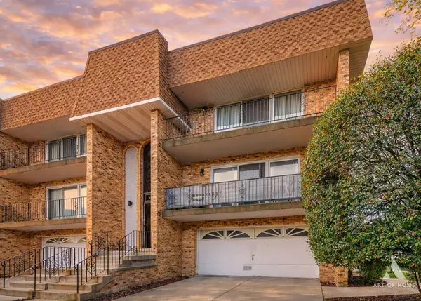 4153 W 97th Street #2A, Oak Lawn, IL 60453