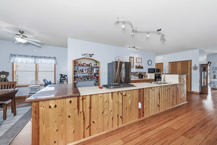 620 W 6th Street, Minonk, IL 61760 - #2