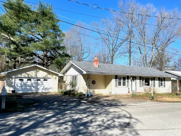 504 N Billy Bryan Street, Carbondale, IL 62901