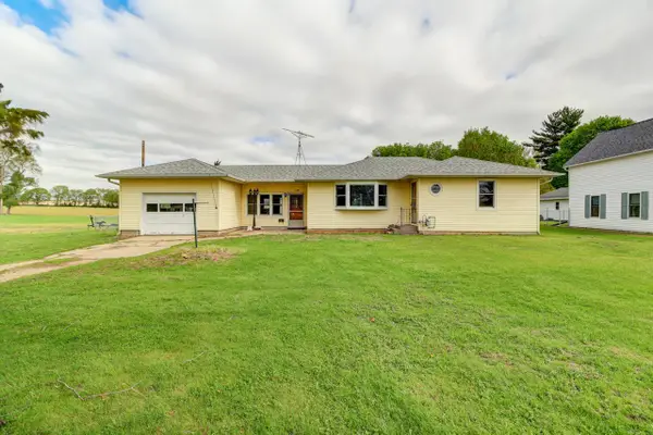 1134 W Main Street, Thomson, IL 61285
