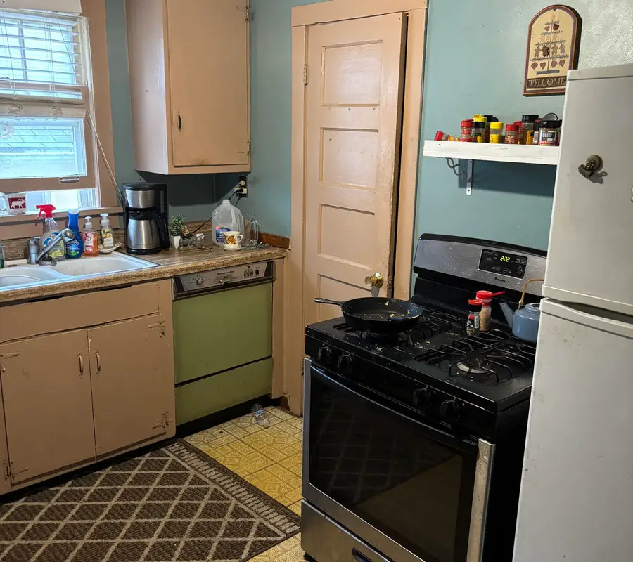 902 Highland Avenue, Wauconda, IL 60084 - #2