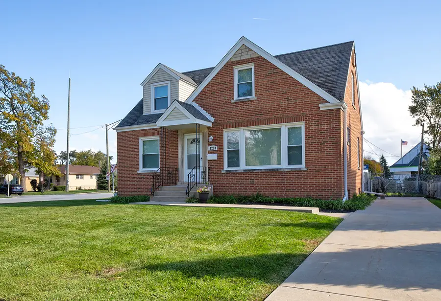 1201 Grove Avenue, Park Ridge, IL 60068 - #2