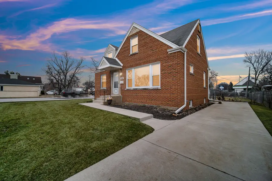 1201 Grove Avenue, Park Ridge, IL 60068 - #3