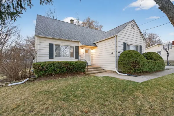 1111 N Cedar Road, New Lenox, IL 60451