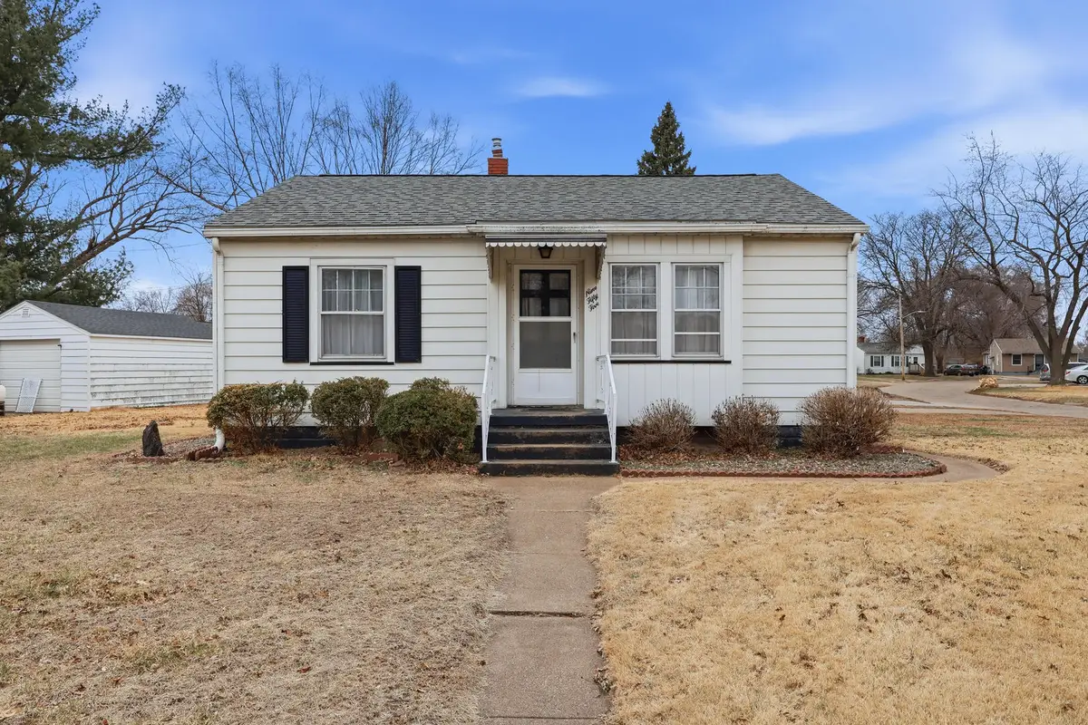 955 23rd Avenue, Rock Island, IL 61201 - #1