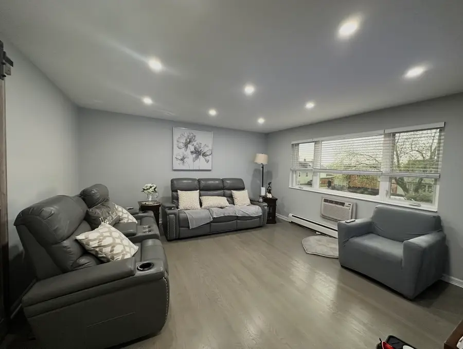 4209 Kolze Avenue #2S, Schiller Park, IL 60176 - #2