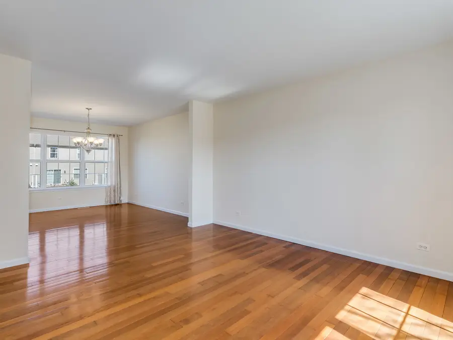 1800 Diamond Creek Lane, Aurora, IL 60503 - #3