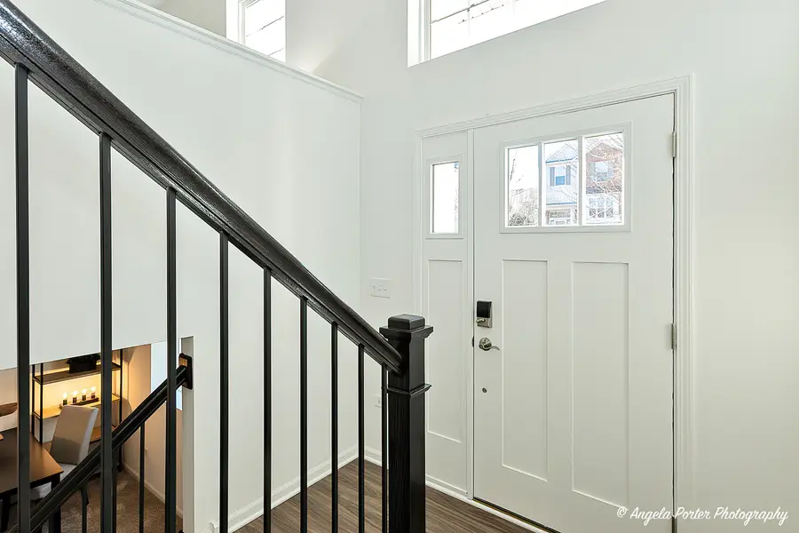 402 Neubauer Circle, Lindenhurst, IL 60046 - #3