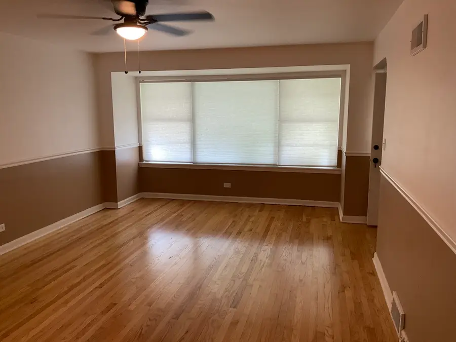 10929 S Eberhart Avenue, Chicago, IL 60628 - #3