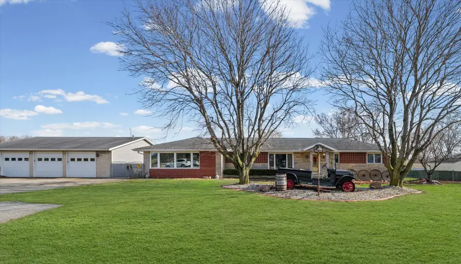 945 Troy Phillips Road, Monticello, IL 61856 - #2