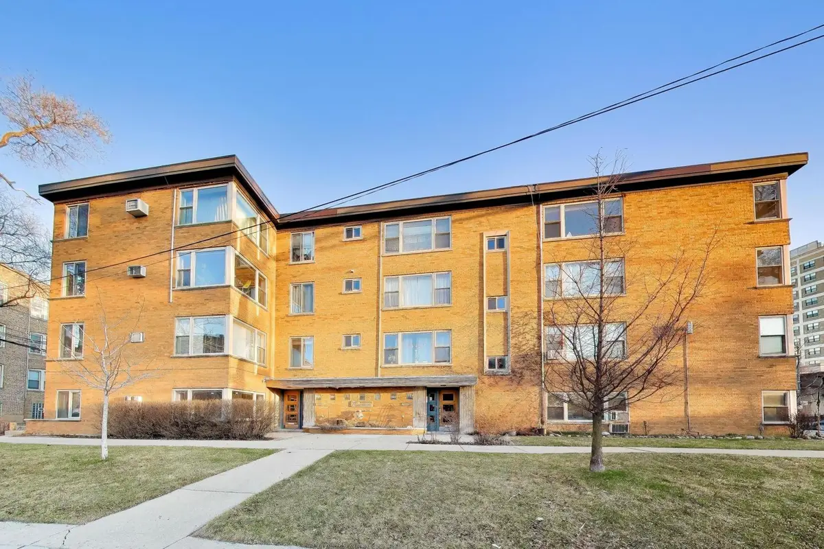 7404 N Sheridan Road #G, Chicago, IL 60626 - #1