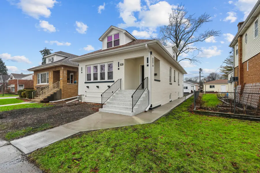 2304 N 76th Court, Elmwood Park, IL 60707 - #2