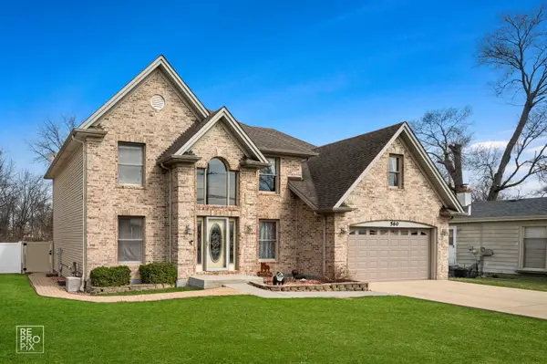 560 E Armitage Avenue, Addison, IL 60101