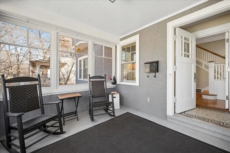 829 Elmwood Avenue, Wilmette, IL 60091 - #2