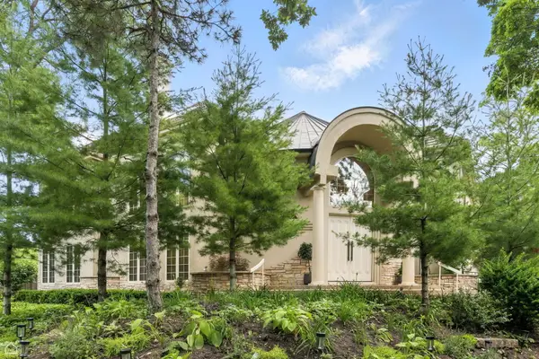 260 Beech Street, Highland Park, IL 60035