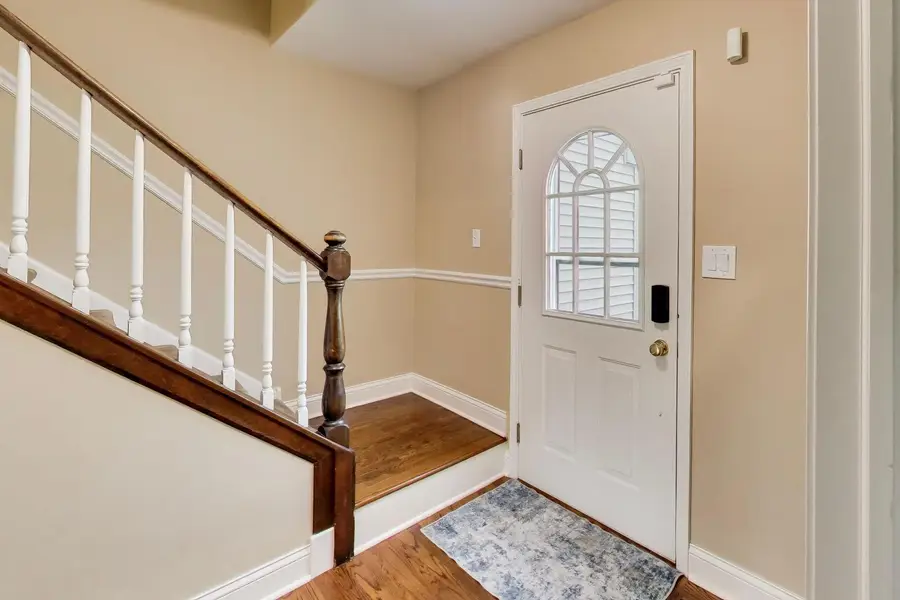 606 Thackeray Lane, Fox River Grove, IL 60021 - #2