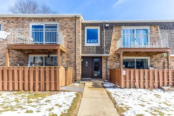 4406 Euclid Avenue #2C, Rolling Meadows, IL 60008