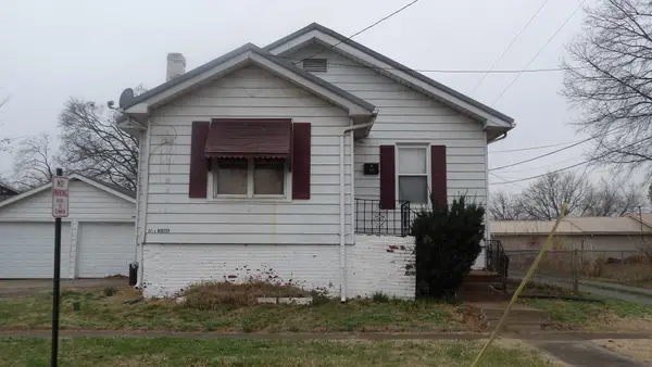 317 S Webster Street, Harrisburg, IL 62946